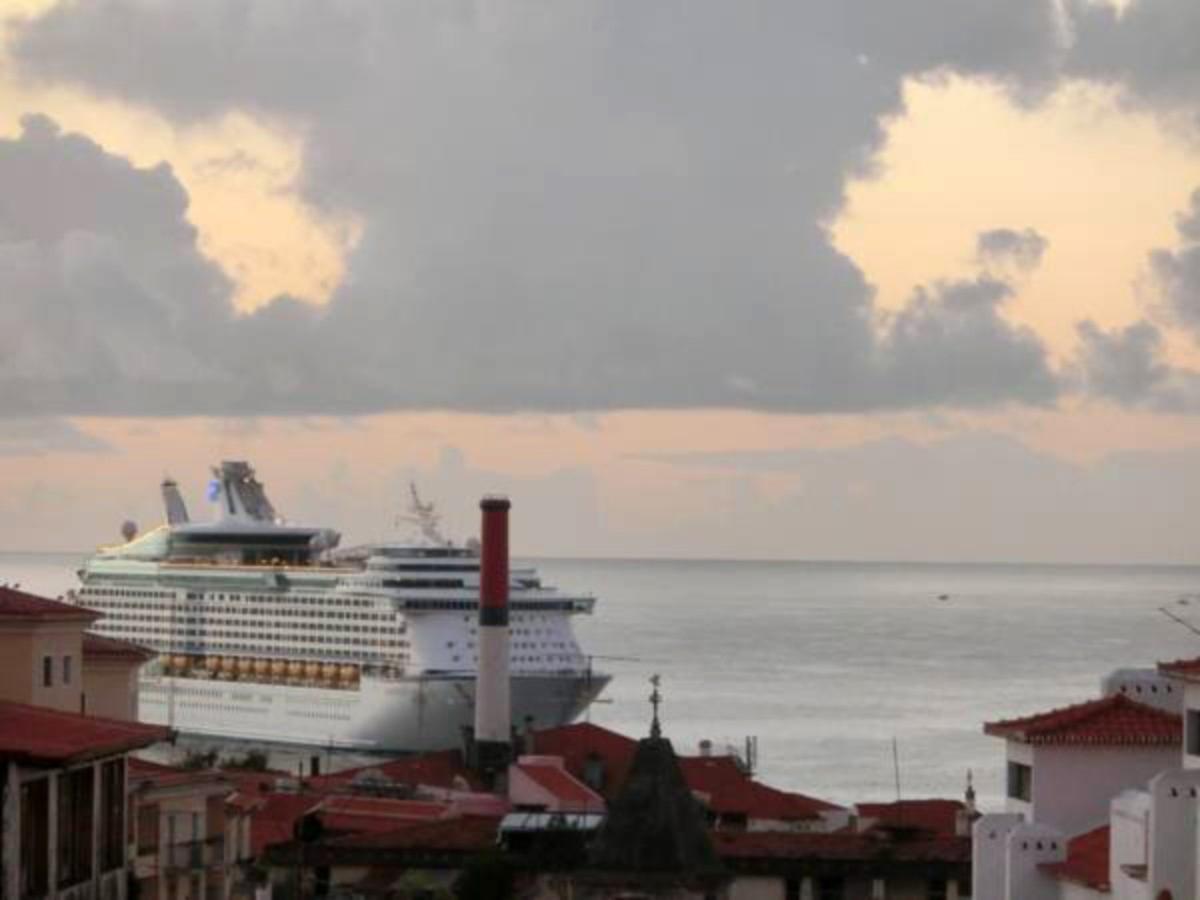 Apartament Ladeira Funchal Centerアパートメント エクステリア 写真